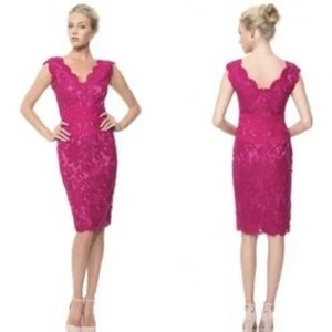 TADASHI SHOJI Embroidered Lace V- Neck Dress Fuchsia Magenta Size 6